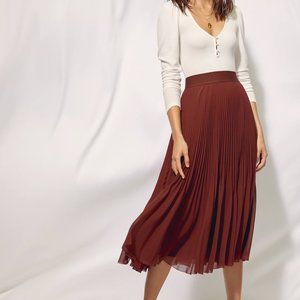 Aritzia Wilfred Twirl Skirt